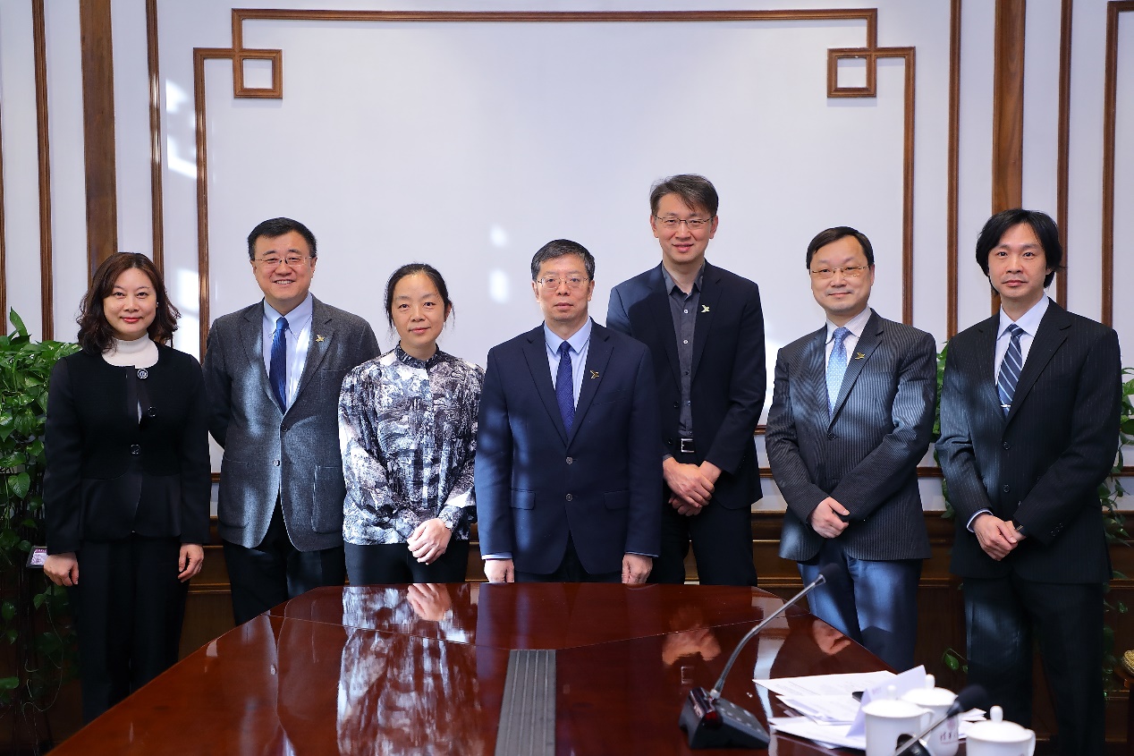 2025新澳门开门原料免费