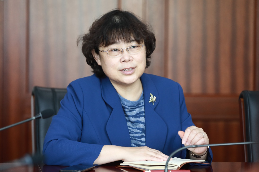 2025新澳门开门原料免费