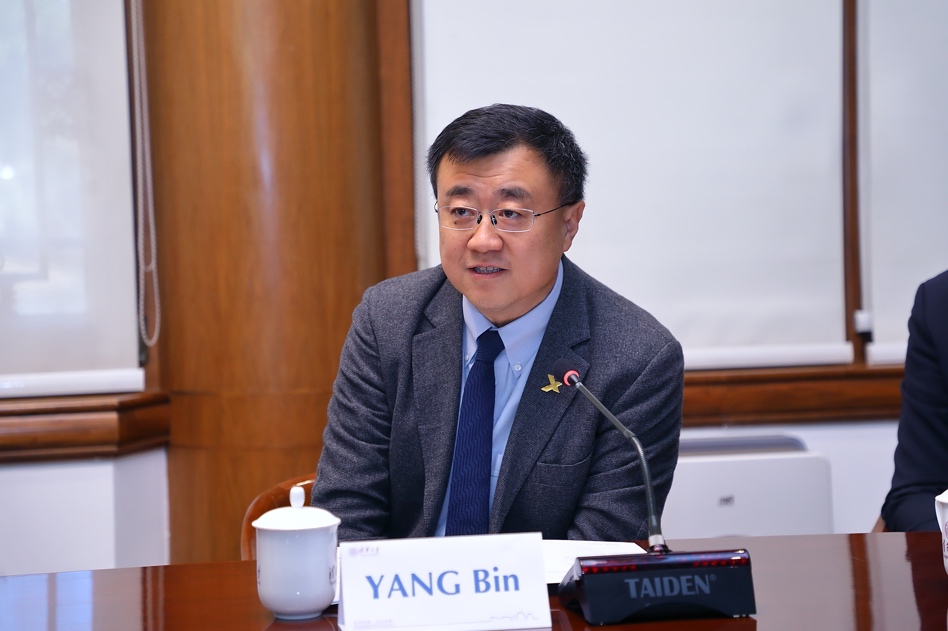 2025新澳门开门原料免费