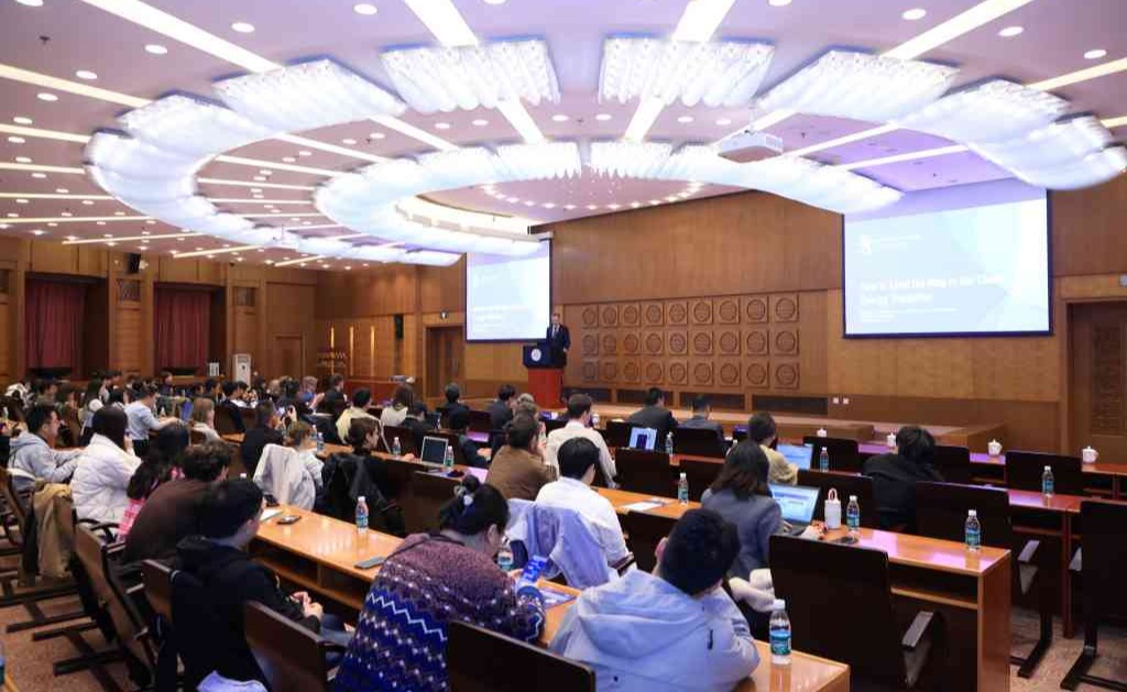 2025新澳门开门原料免费