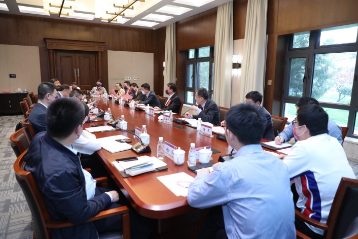 2025新澳门开门原料免费