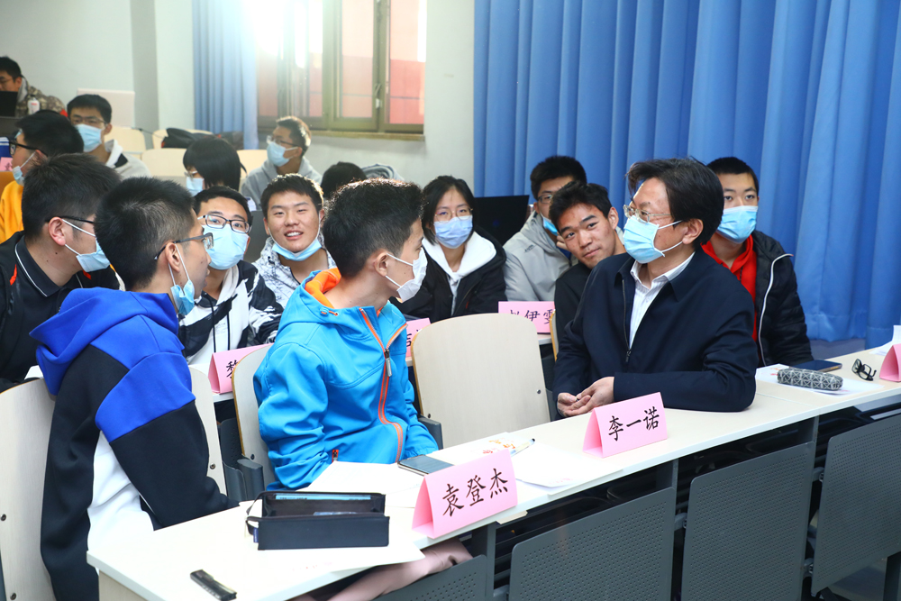 2025新澳门开门原料免费