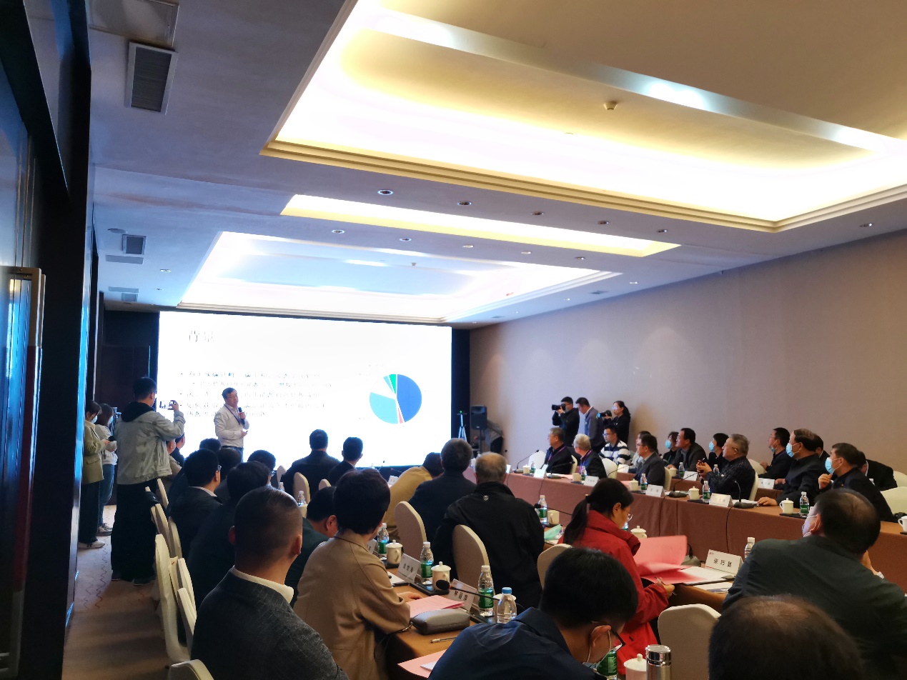 2025新澳门开门原料免费