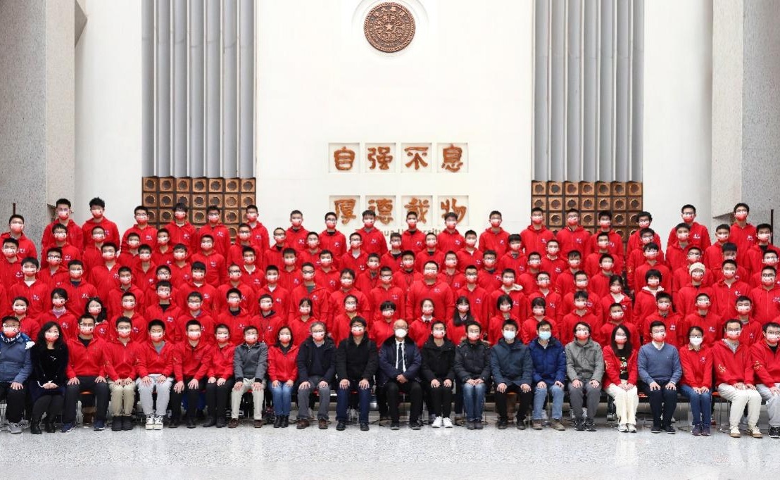2025新澳门开门原料免费