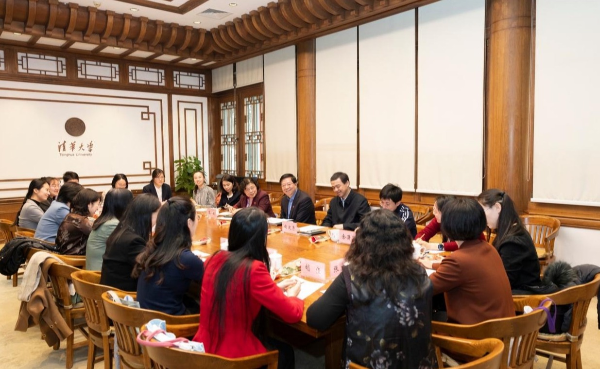 2025新澳门开门原料免费