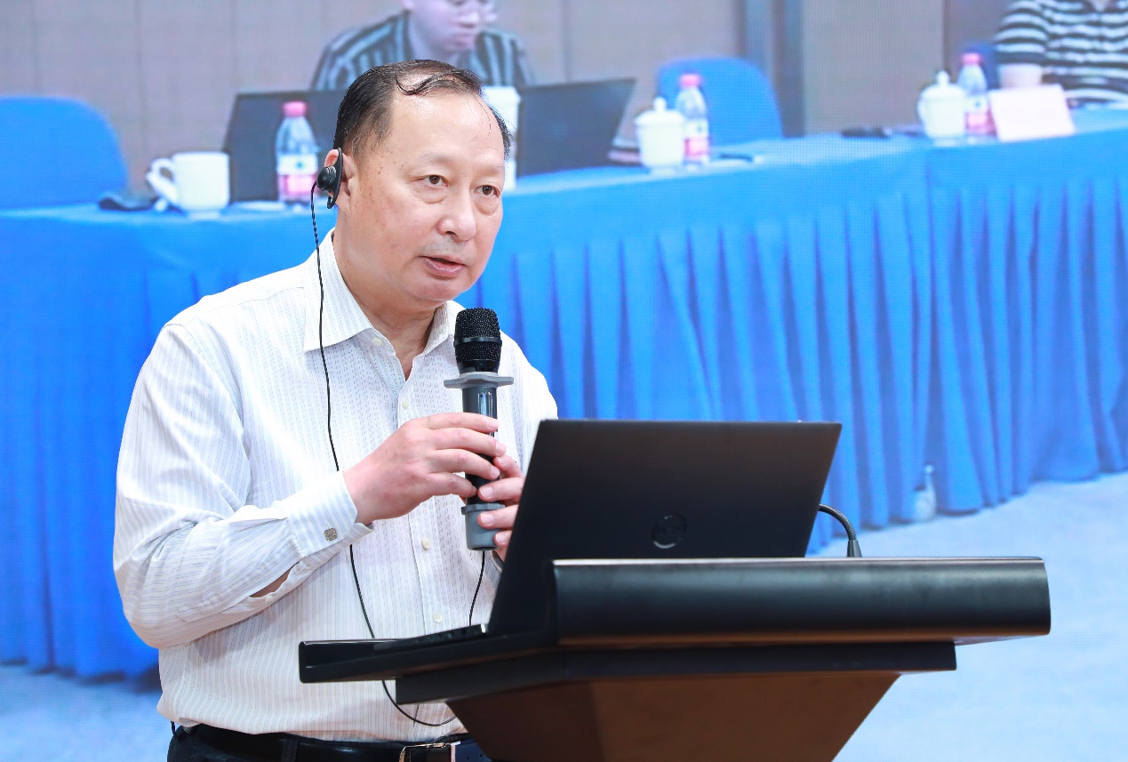 2025新澳门开门原料免费