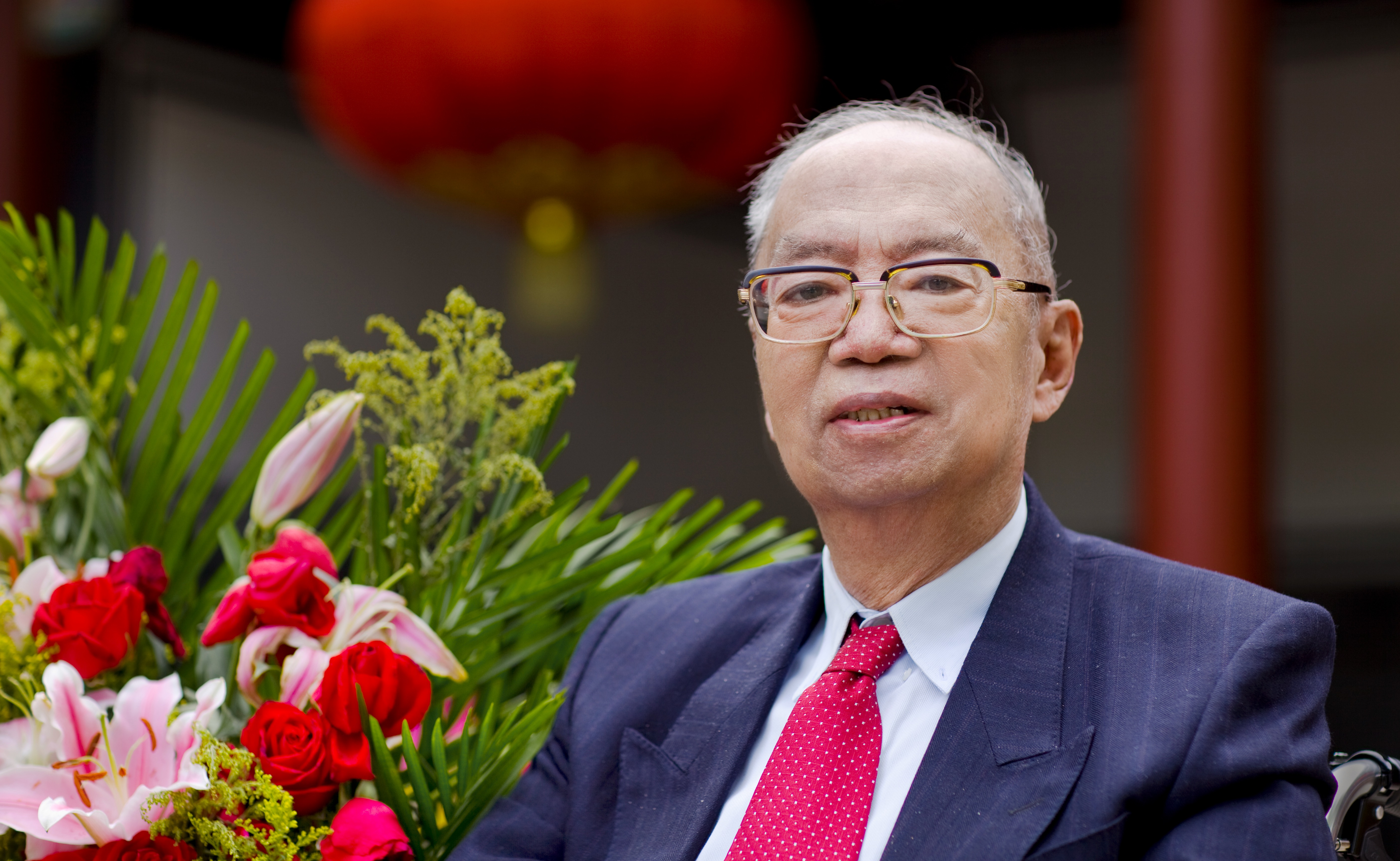 2025新澳门开门原料免费