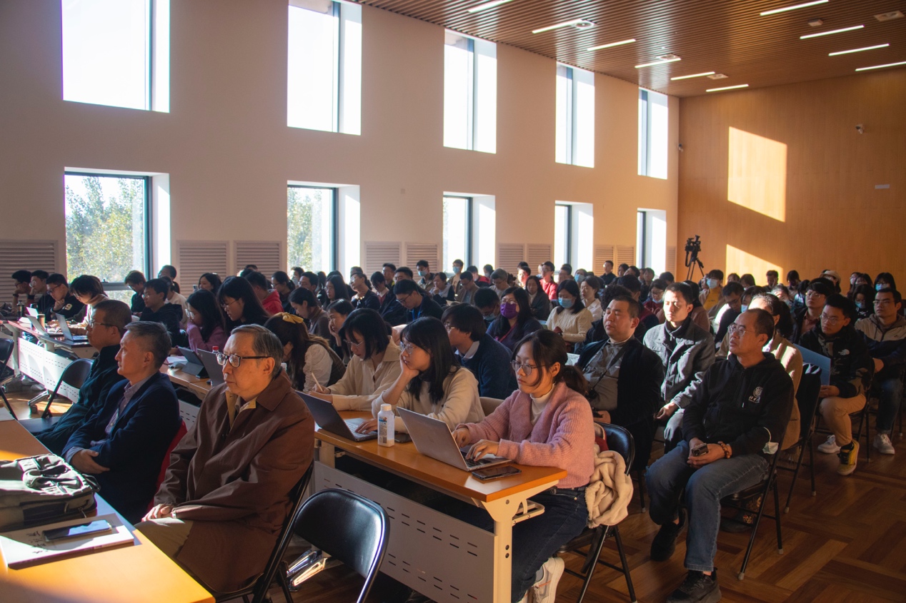 2025新澳门开门原料免费