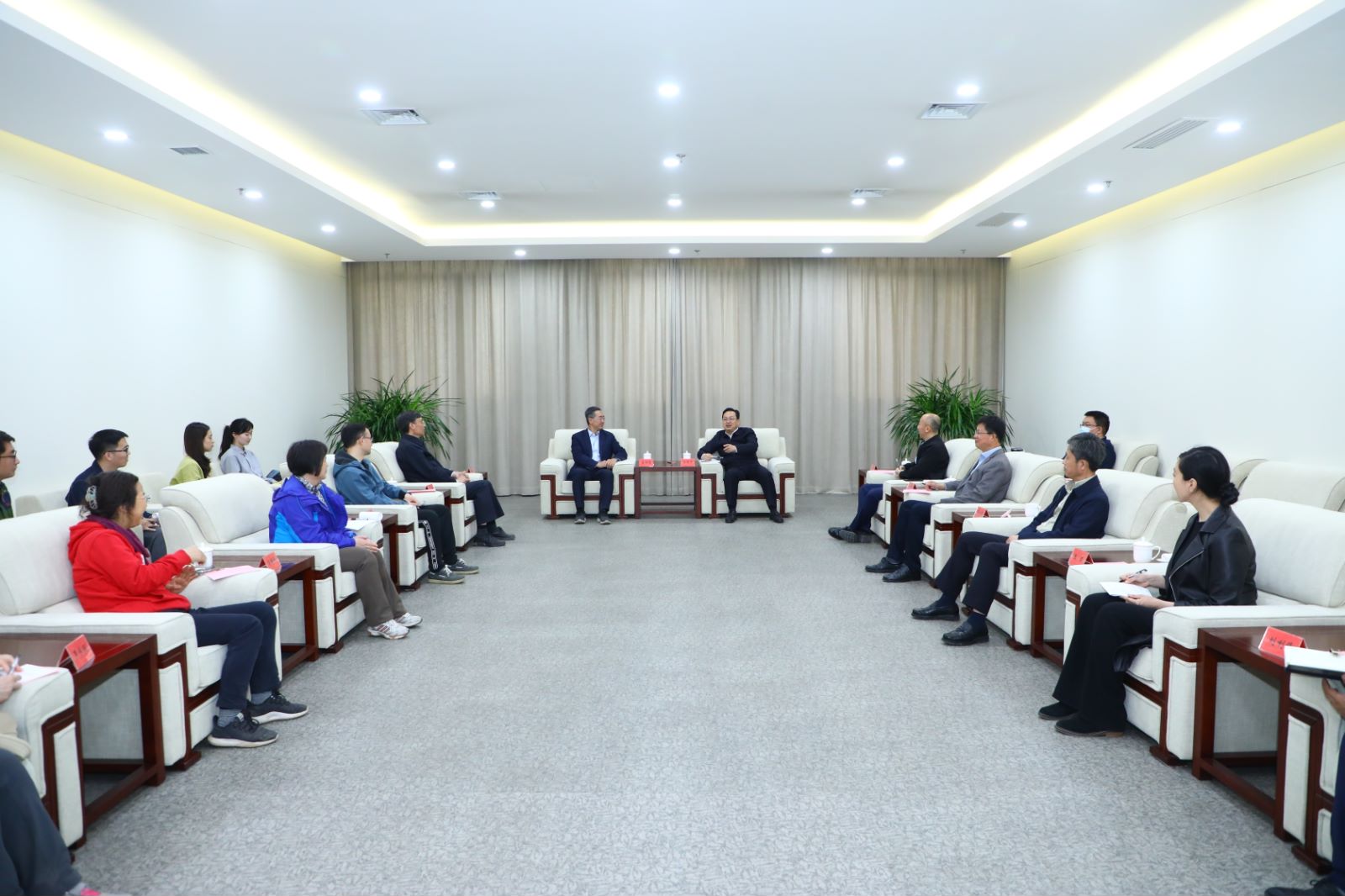 2025新澳门开门原料免费