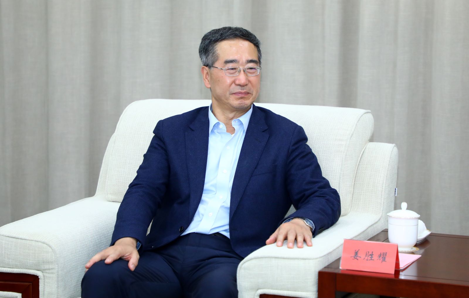 2025新澳门开门原料免费