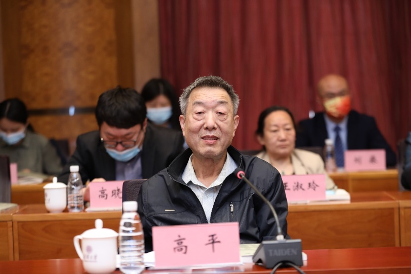 2025新澳门开门原料免费