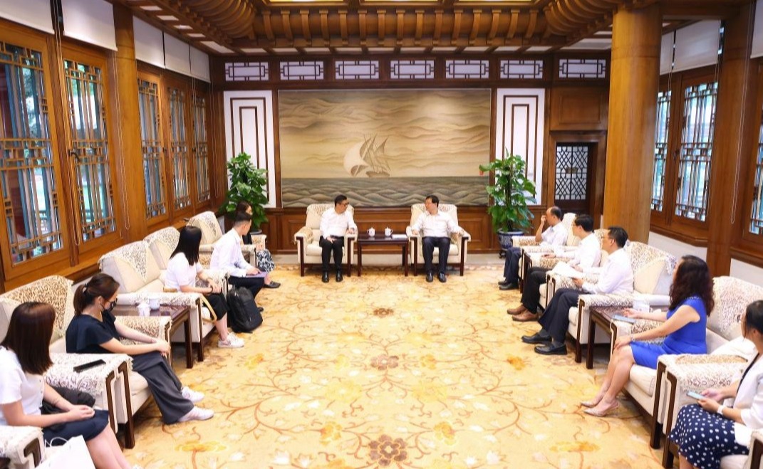 2025新澳门开门原料免费