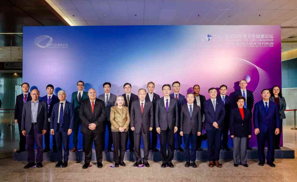 2025新澳门开门原料免费