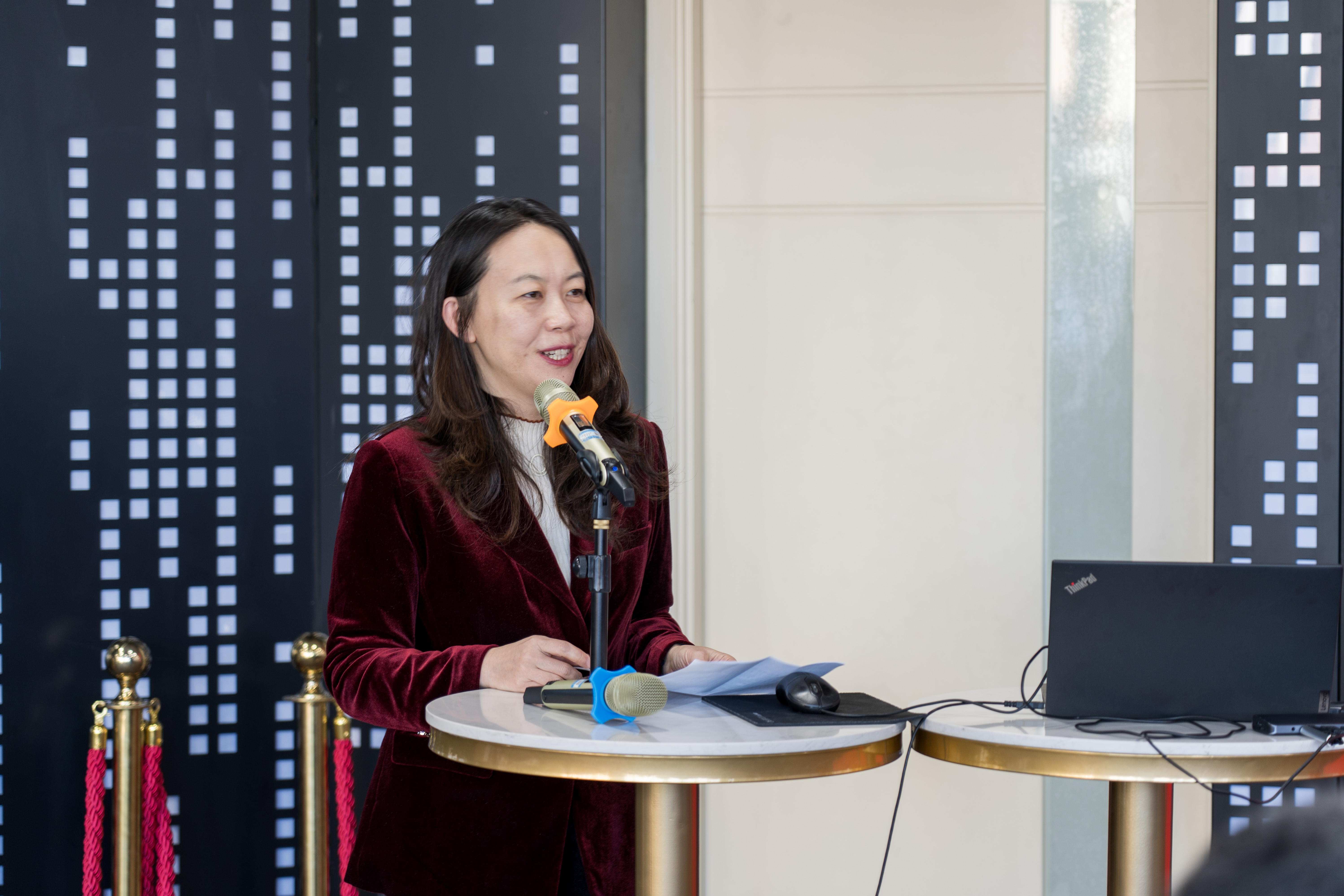 2025新澳门开门原料免费