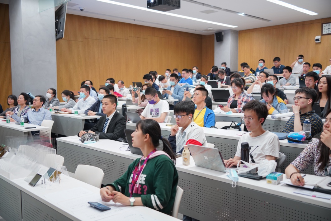 2025新澳门开门原料免费