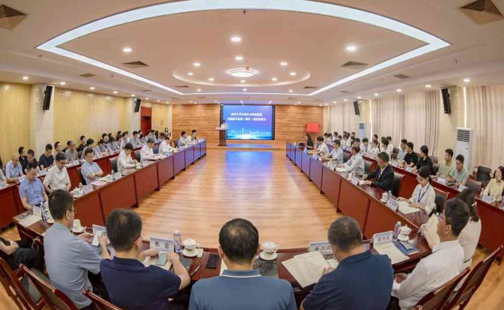 2025新澳门开门原料免费