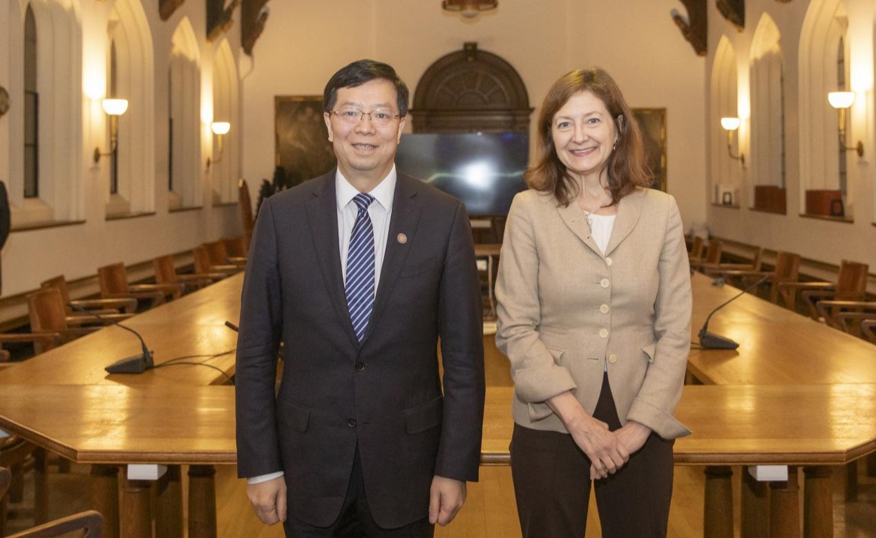 2025新澳门开门原料免费