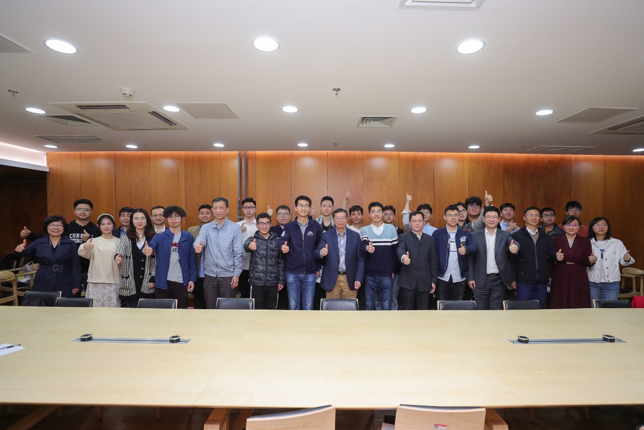 2025新澳门开门原料免费