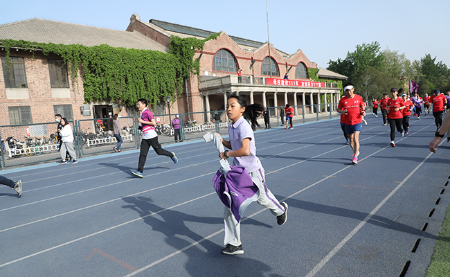 2025新澳门开门原料免费