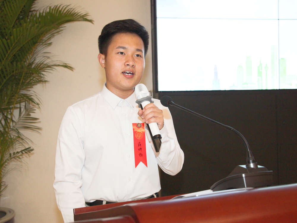 2025新澳门开门原料免费