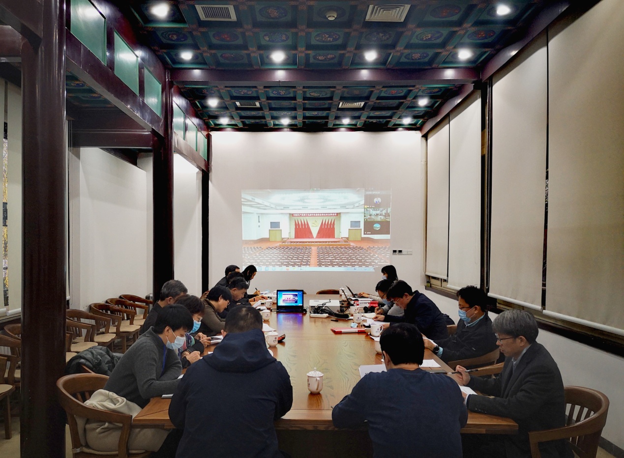 2025新澳门开门原料免费