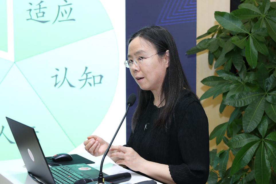 2025新澳门开门原料免费