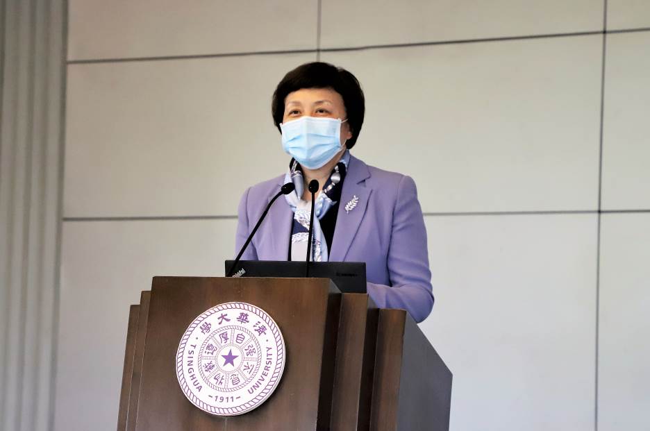 2025新澳门开门原料免费
