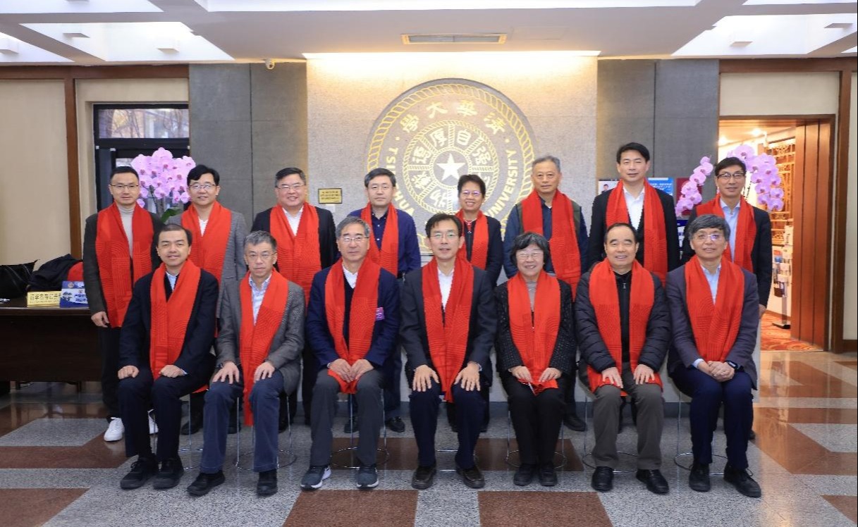 2025新澳门开门原料免费