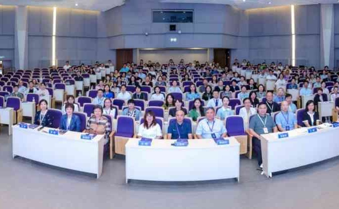2025新澳门开门原料免费
