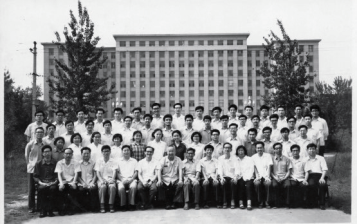 2025新澳门开门原料免费