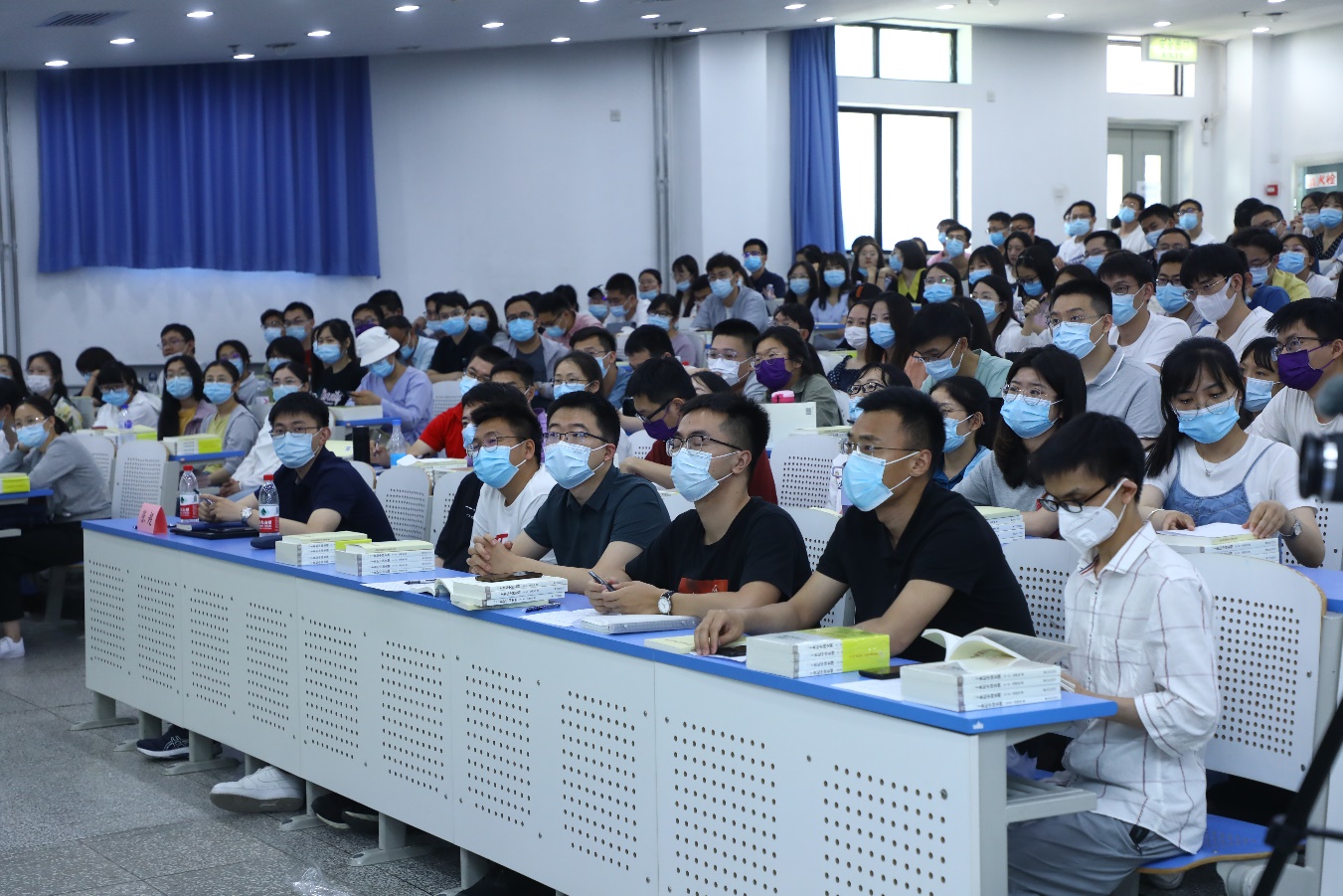 2025新澳门开门原料免费