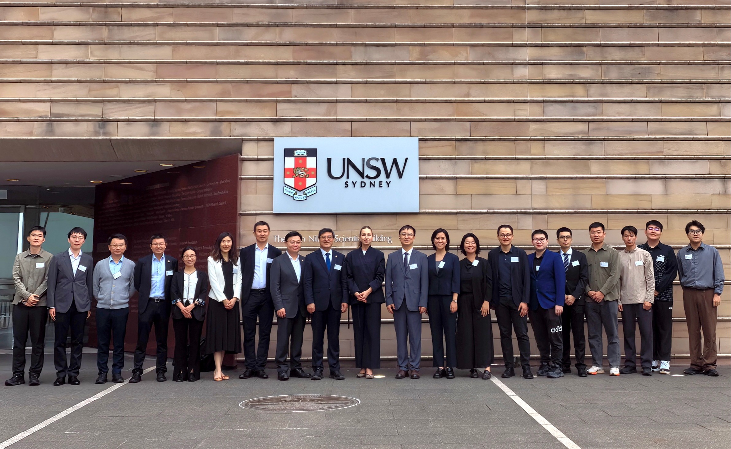 2025新澳门开门原料免费