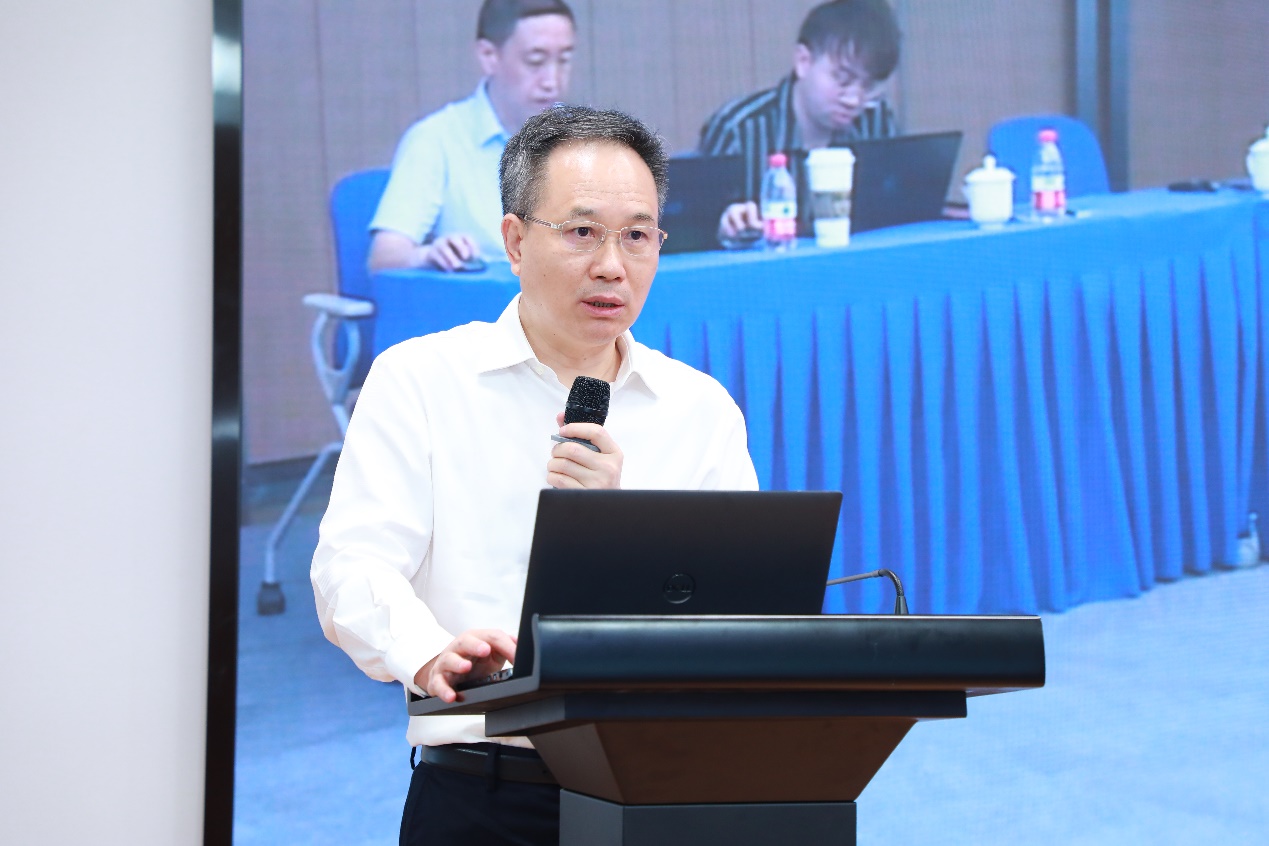 2025新澳门开门原料免费