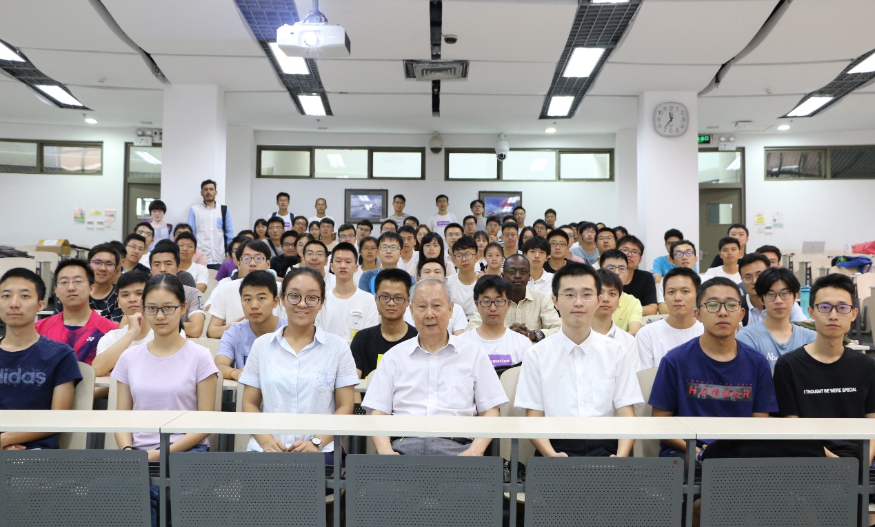 2025新澳门开门原料免费