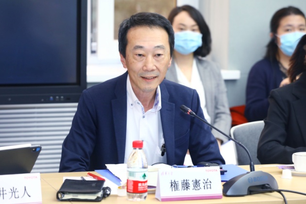 2025新澳门开门原料免费