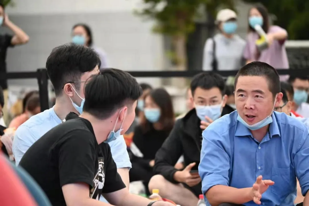 2025新澳门开门原料免费