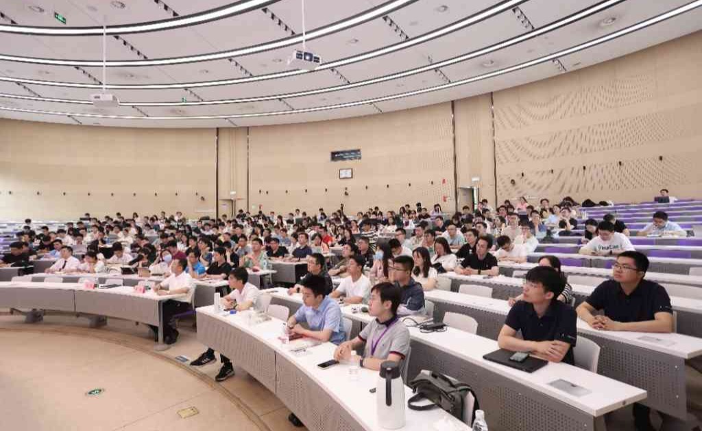 2025新澳门开门原料免费