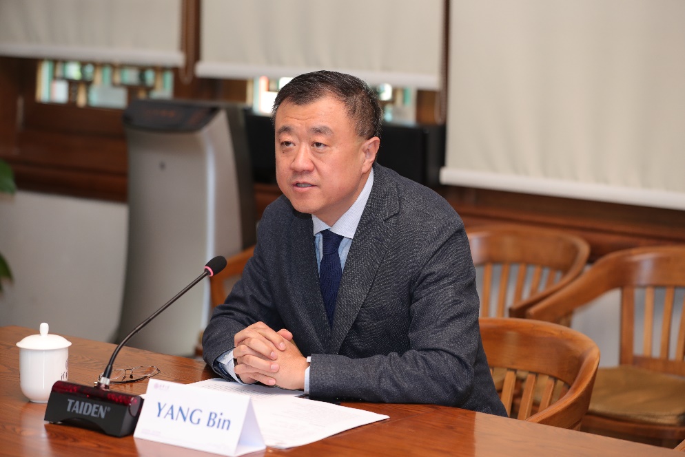 2025新澳门开门原料免费