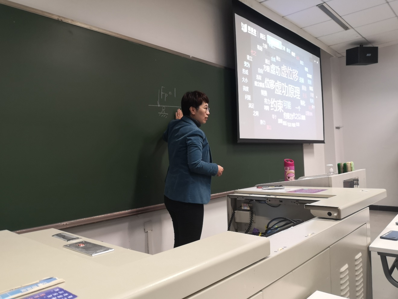 2025新澳门开门原料免费