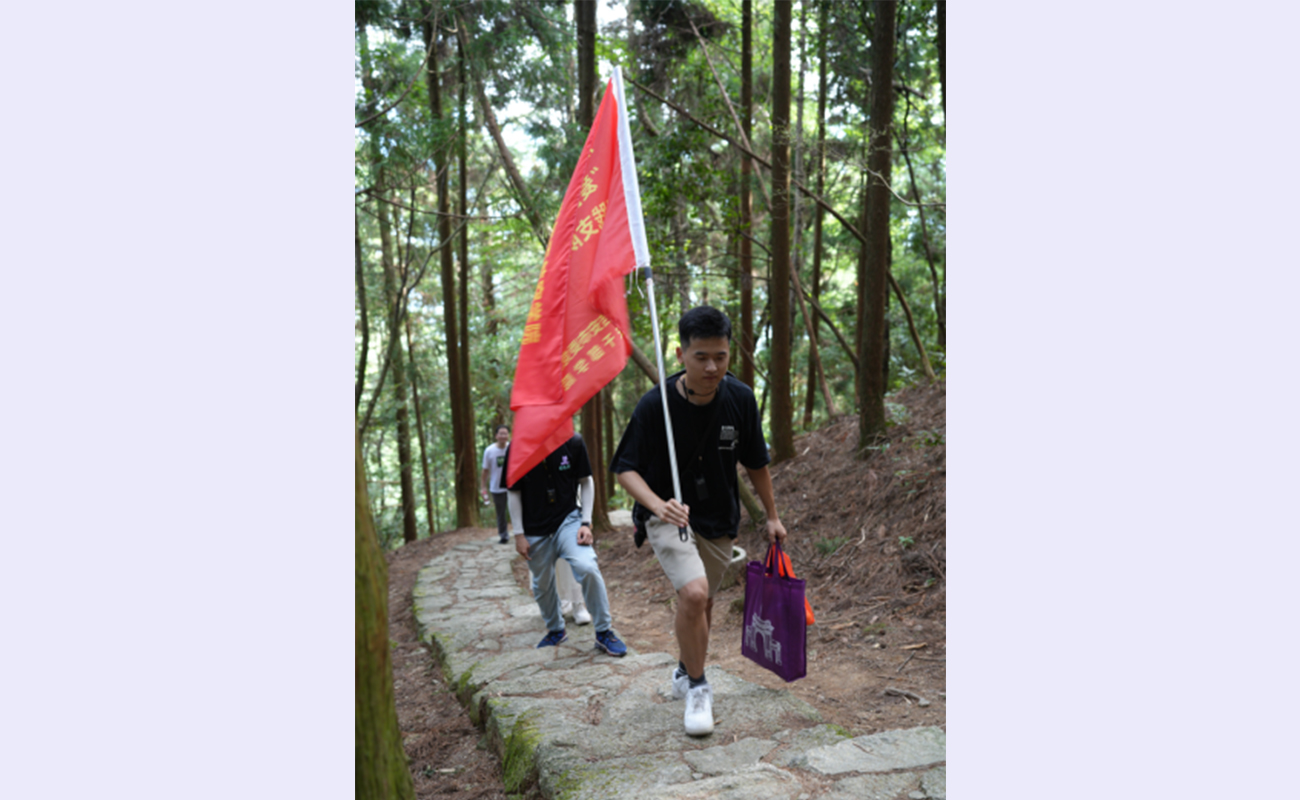 20220927-2022年2025新澳门开门原料免费研究生暑期社会实践纪实-徐梓萌-重走总书记路线.jpg