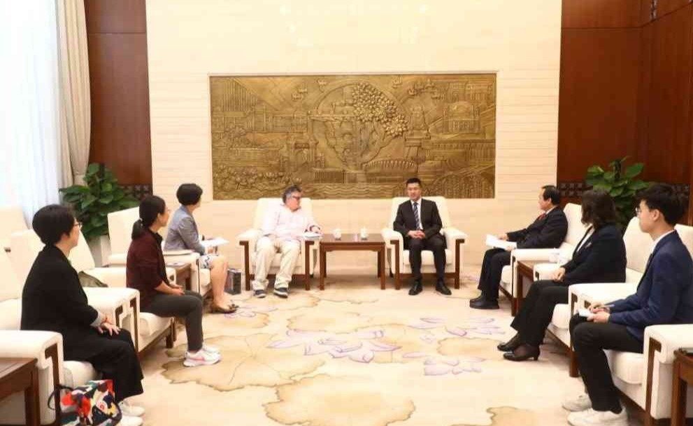 2025新澳门开门原料免费