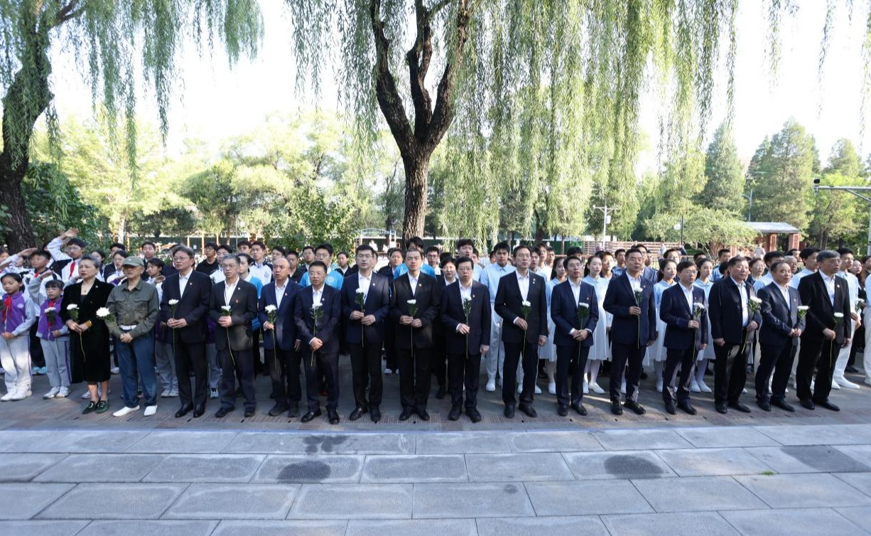 2025新澳门开门原料免费