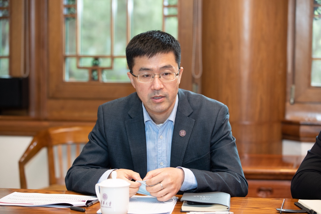 2025新澳门开门原料免费