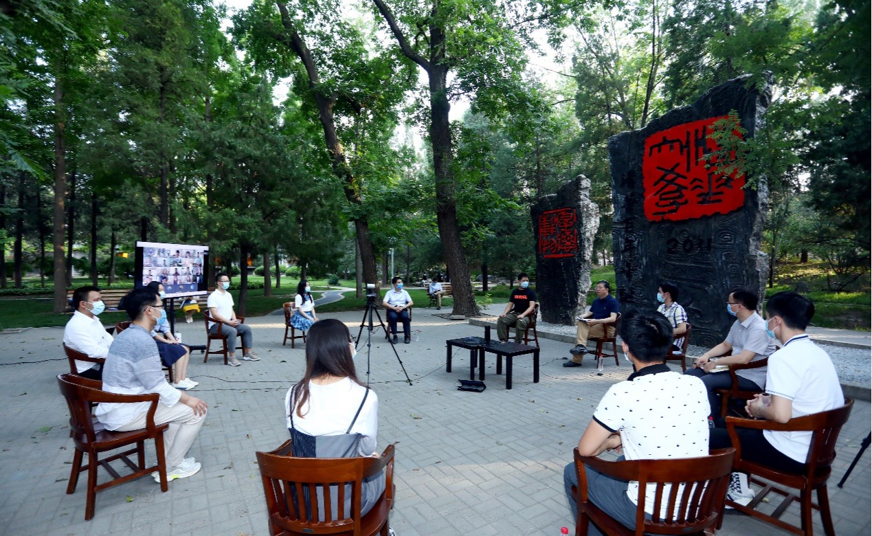 2025新澳门开门原料免费