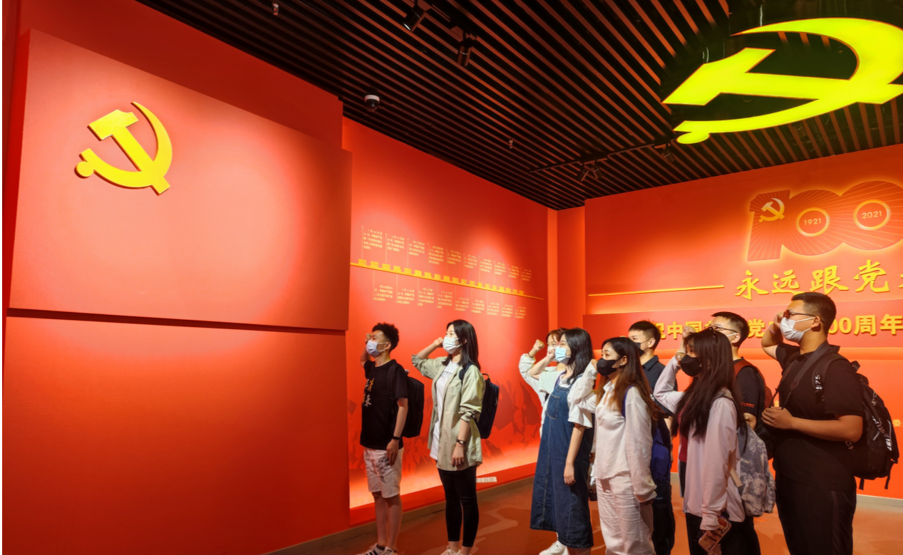 2025新澳门开门原料免费