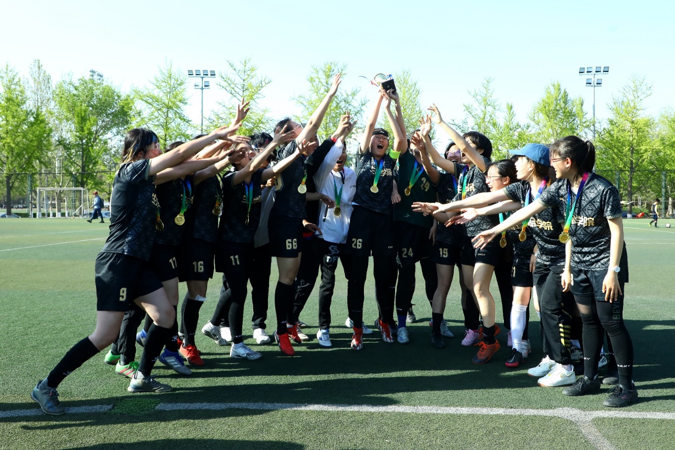 2025新澳门开门原料免费