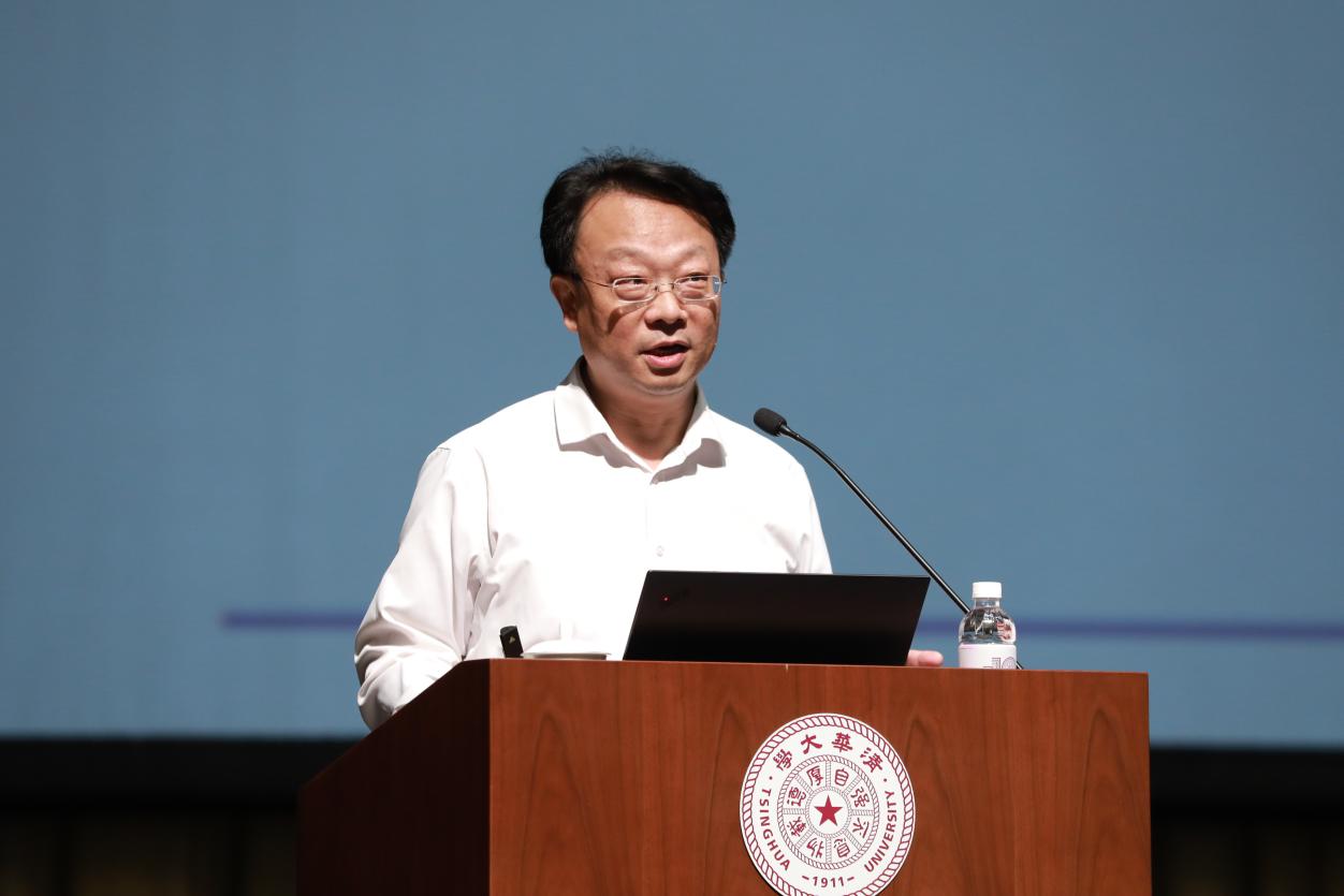 2025新澳门开门原料免费