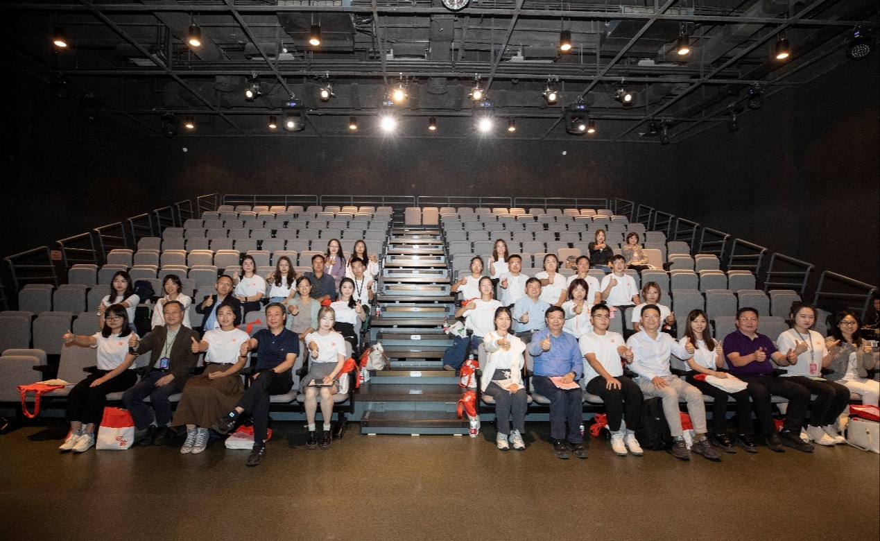 2025新澳门开门原料免费