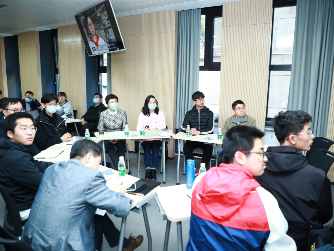 2025新澳门开门原料免费