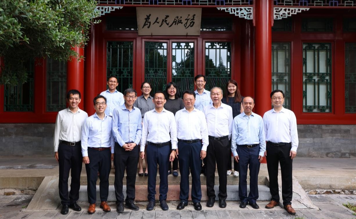 2025新澳门开门原料免费